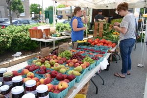 farmers market produce