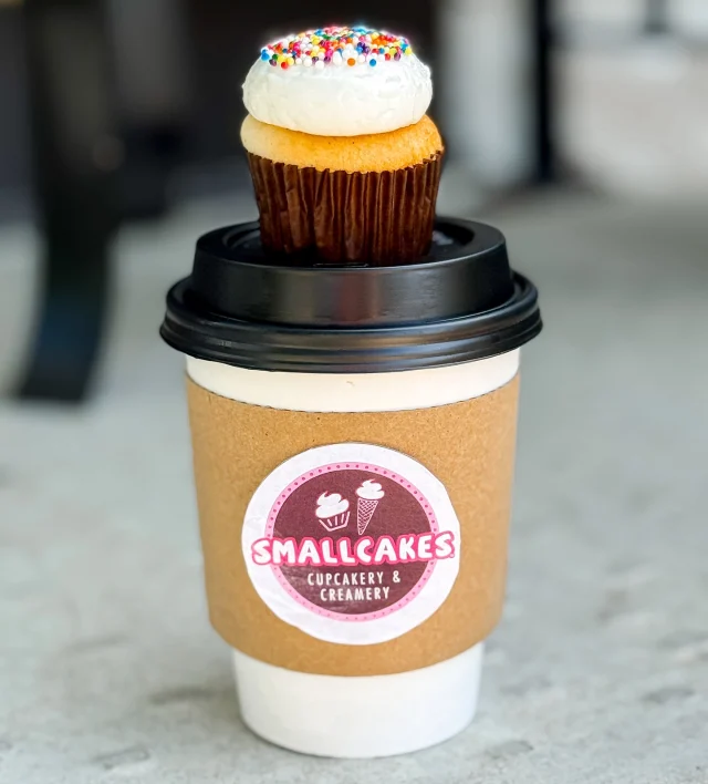 Sweet treat alert! ☕🧁 We stopped by @smallcakessycamore for the perfect pick-me-up — a mini cupcake and coffee combo that’s almost too cute to eat. 😍 Whether you’re treating yourself or catching up with a friend, this cozy spot is a must-visit. 

📍 2180 Oakland Dr. Unit B, Sycamore 

#DiscoverSycamore #SmallcakesSycamore #CoffeeAndCupcakes #Local